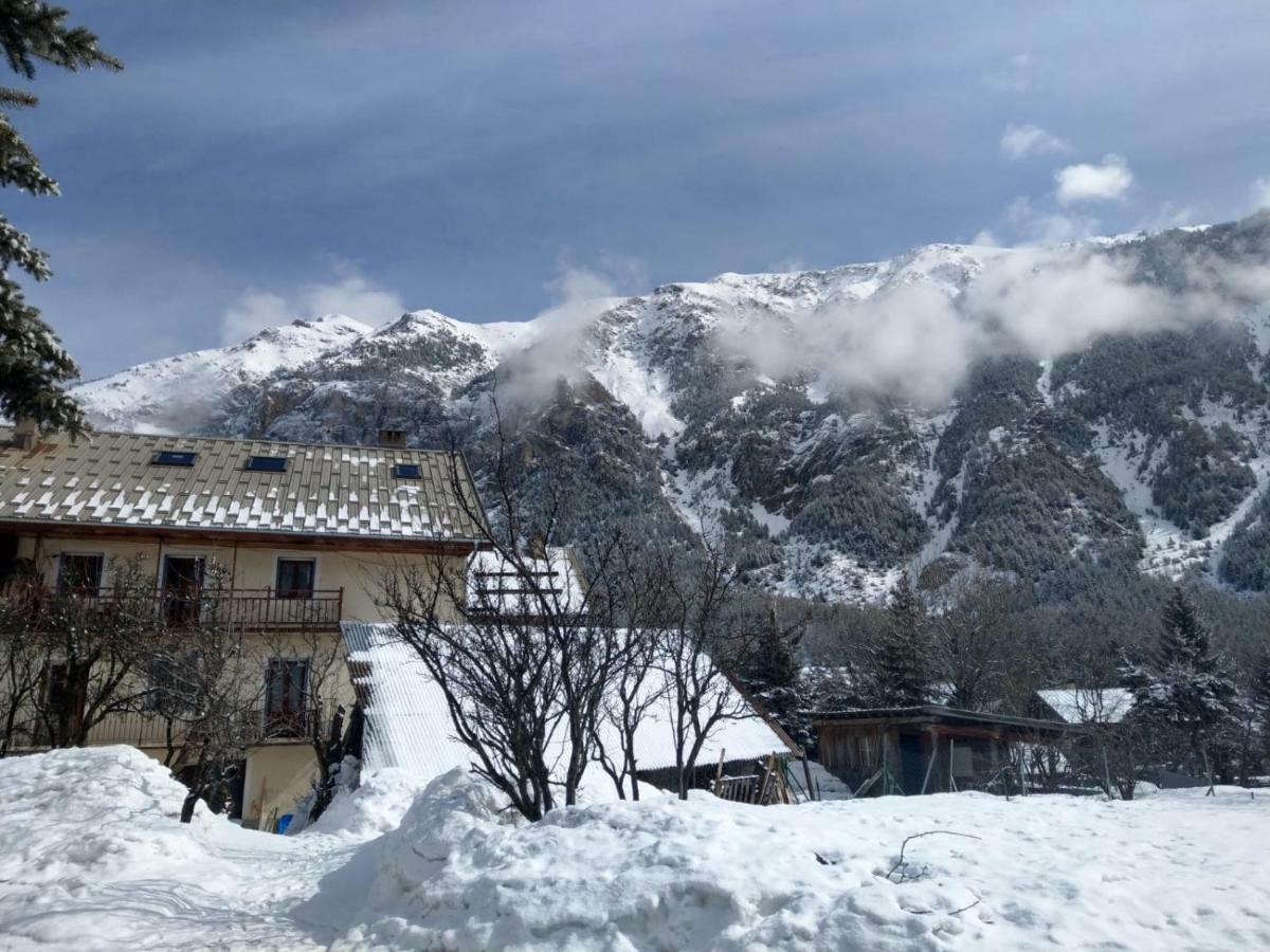 Bed And Breakfast Les Airelles Val-des-Prés エクステリア 写真