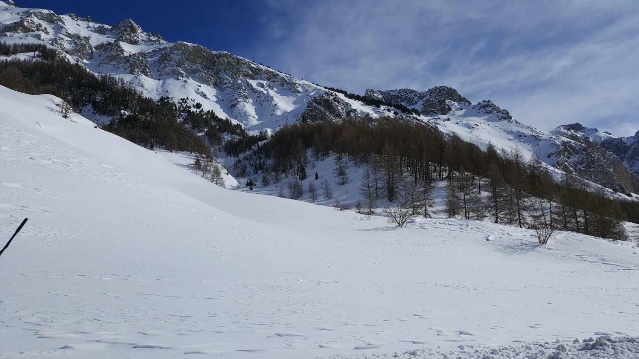 Bed And Breakfast Les Airelles Val-des-Prés エクステリア 写真